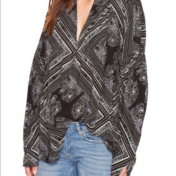 Free People Tops - Free People “Dream” cutout swing tunic-NEW-Small